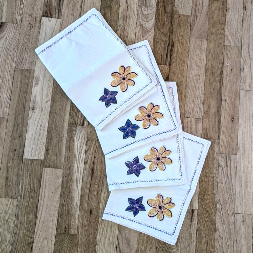 Set Of 4 Placemats Hand Stitched Applique & Embroidered Flowers Cottagecore